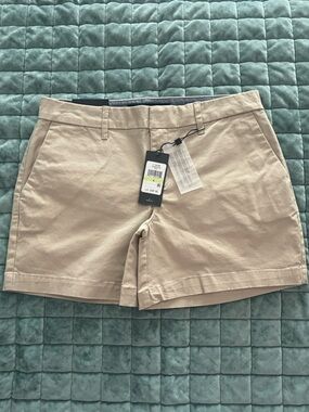 Tommy Hilfiger Womens Khaki Chino Hollywood Slim Shorts 5" Flat Front - Size 4
